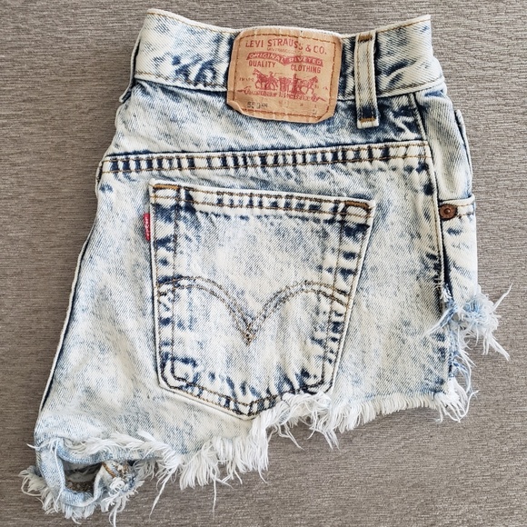 Levi's Pants - ⭐LEVI'S ACID WASHED HIGH WAISTED CUT OFF SHORTS⭐